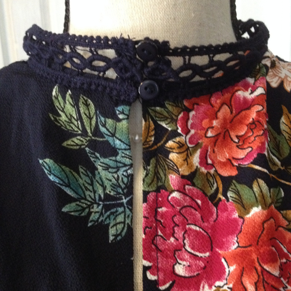 Umgee Dark Blue Floral Design Dress